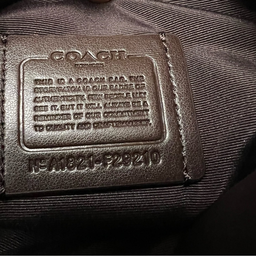 CoachCross Body Bag)F29210 Light Khaki X Chalk Signature Shoulder.NWOT - Picture 12 of 12